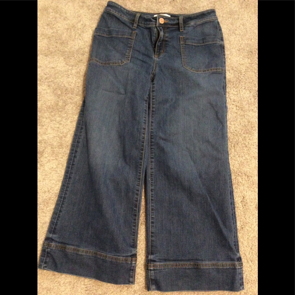 Wide leg cropped Loft jeans